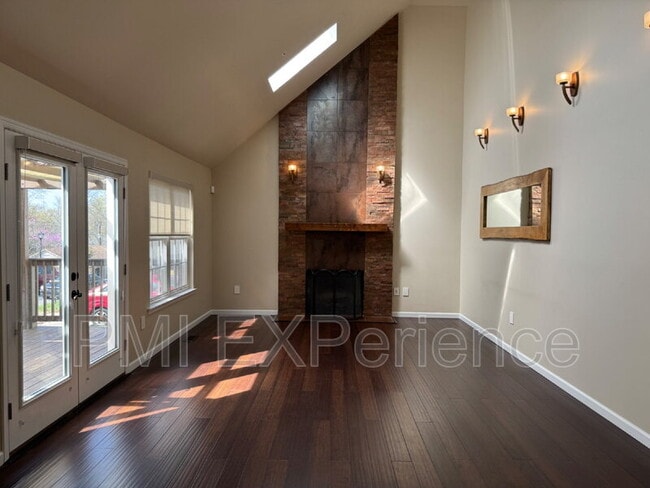 Building Photo - 9203 Sandy Creek Rd