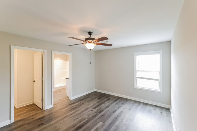 Building Photo - 126 Wexford Way