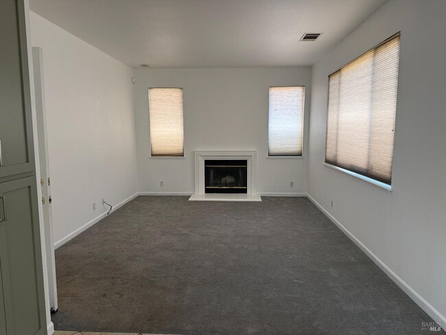 Building Photo - 488 Alvarado St