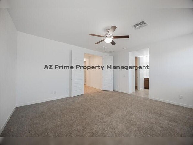 Building Photo - 16870 W Las Palmaritas Dr
