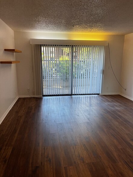 Bedroom - 5745 Friars Rd