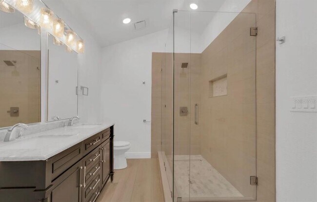 Building Photo - 2622 Liz Ln