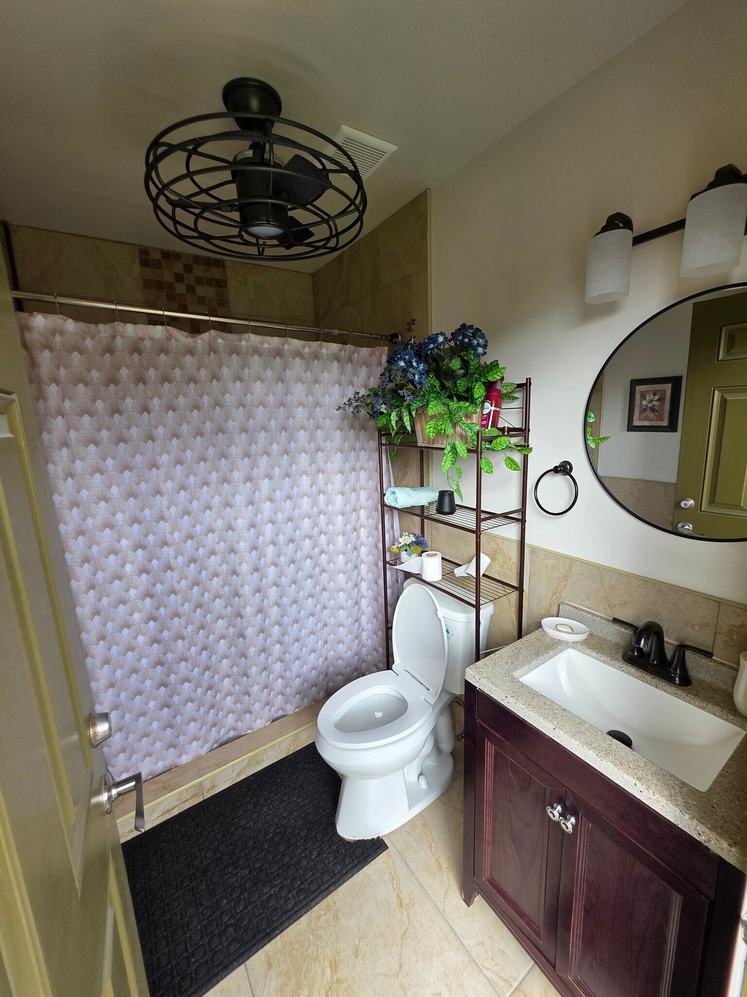 Building Photo - 209 La Silla Dr