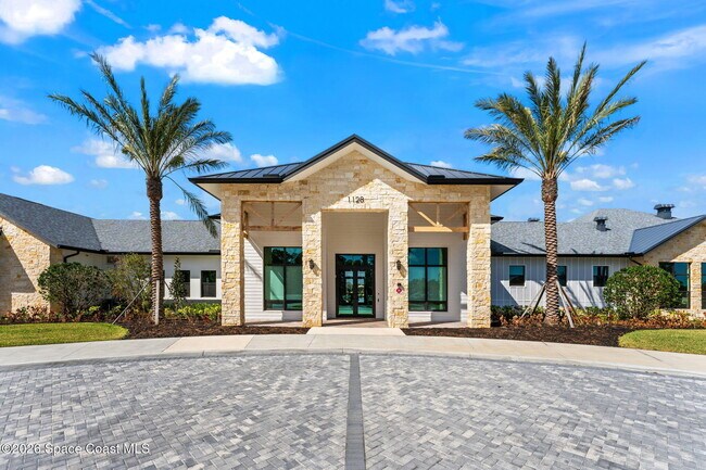 Building Photo - 1464 Island Ave NW