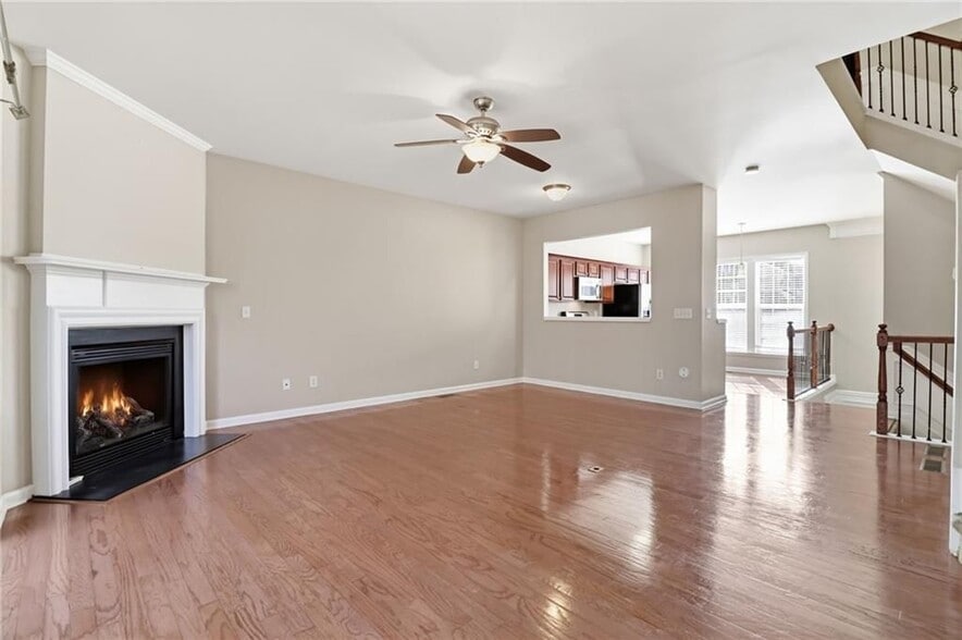 Building Photo - 1344 Thornborough Dr