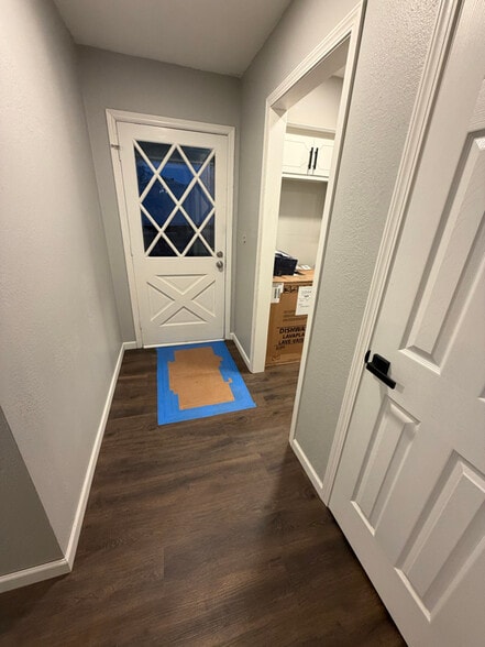 Building Photo - 18 Apache