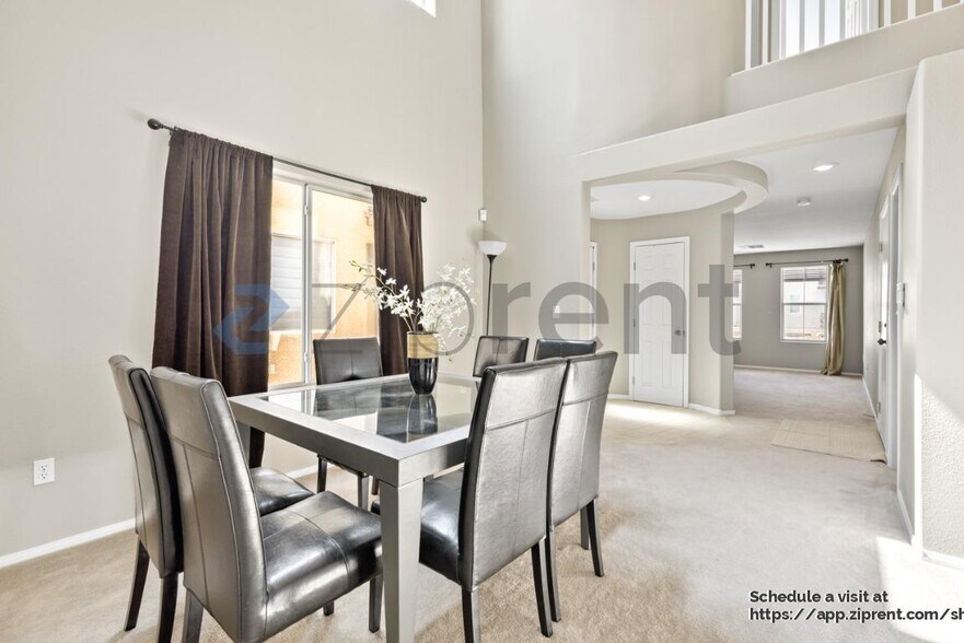 Building Photo - 5580 Avent Ferry St