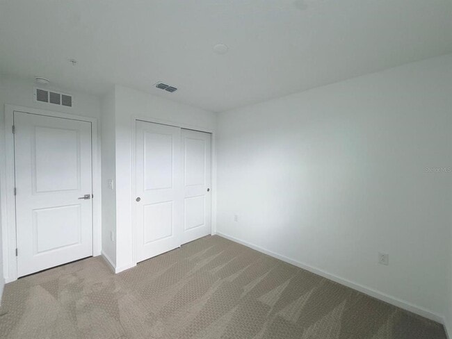 Building Photo - 1887 Pinecliff Dr