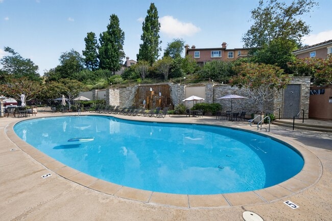 Building Photo - 1357 Sky Ridge Ct