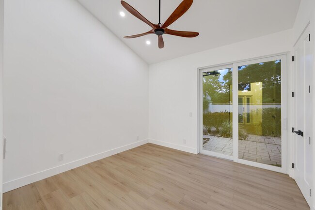 Building Photo - 5537 NW 21st Way