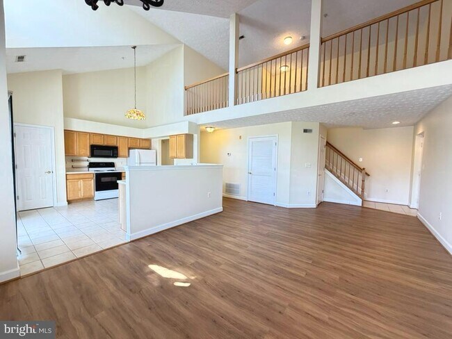 Building Photo - 6344 Springwater Terrace