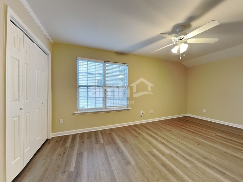 Building Photo - 236 Ber Creek Dr