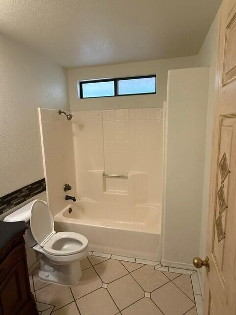 Building Photo - 54420 Eisenhower Dr