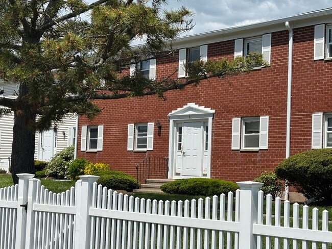 Building Photo - 51 E Broadway