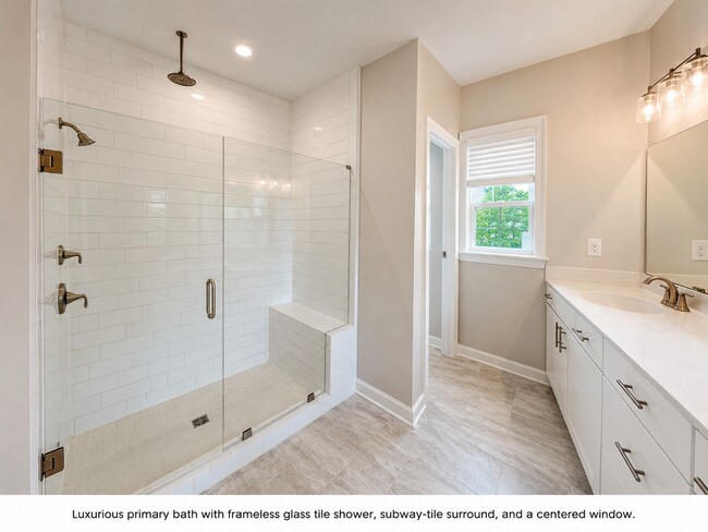 Building Photo - Like-New 3BR/3.5BA End-Unit Townhome in Buford – Near Suwanee Town Center and Mall of Georgia