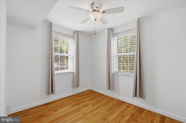 Building Photo - 4825 S 28th St