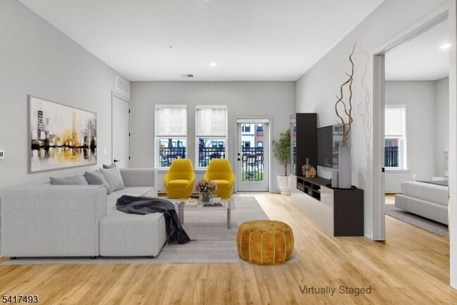 Building Photo - 51 Okner Pkwy