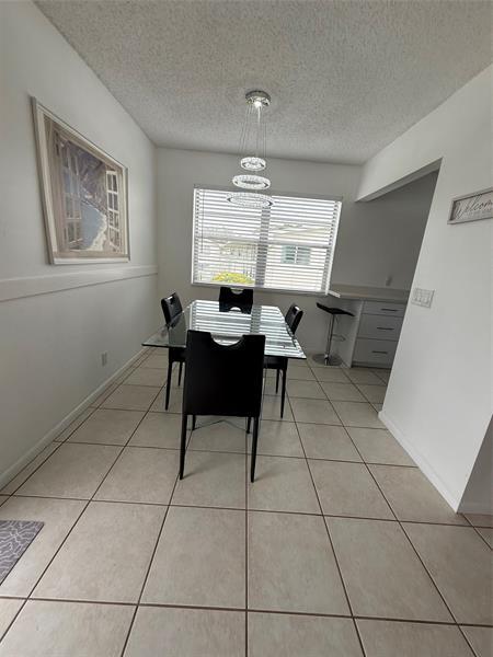 Building Photo - 144 Farnham F