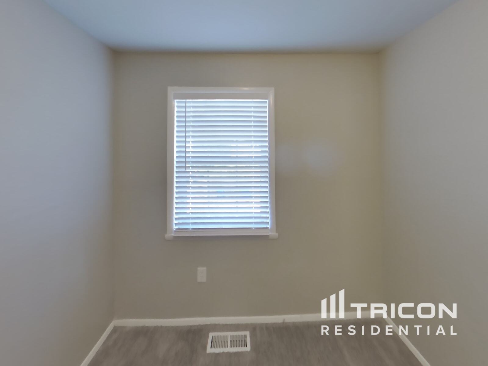 Building Photo - 721 Sequoia Dr