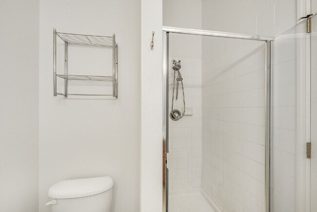 Building Photo - Cozy 2 Bed, 2.5 Bath Indialantic Rental - ...