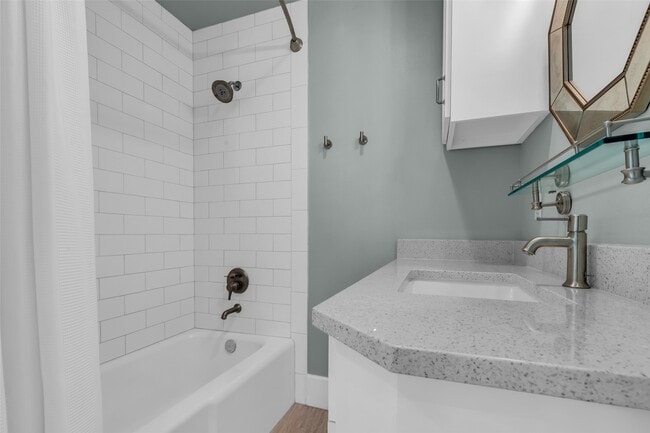 Building Photo - 3461 Pine Acres Dr