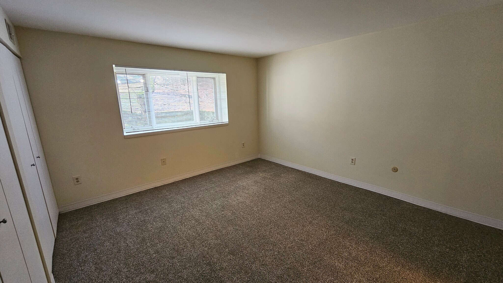 Building Photo - 1209 Kenzie Rd