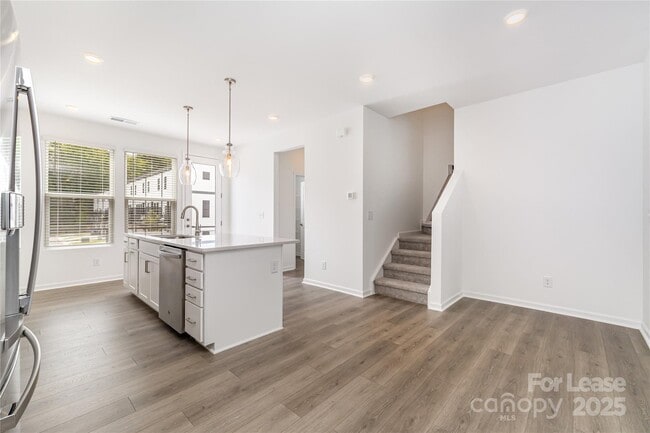 Building Photo - 2314 Donnelly Hls Ln