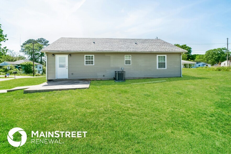 Building Photo - 201 Allen St