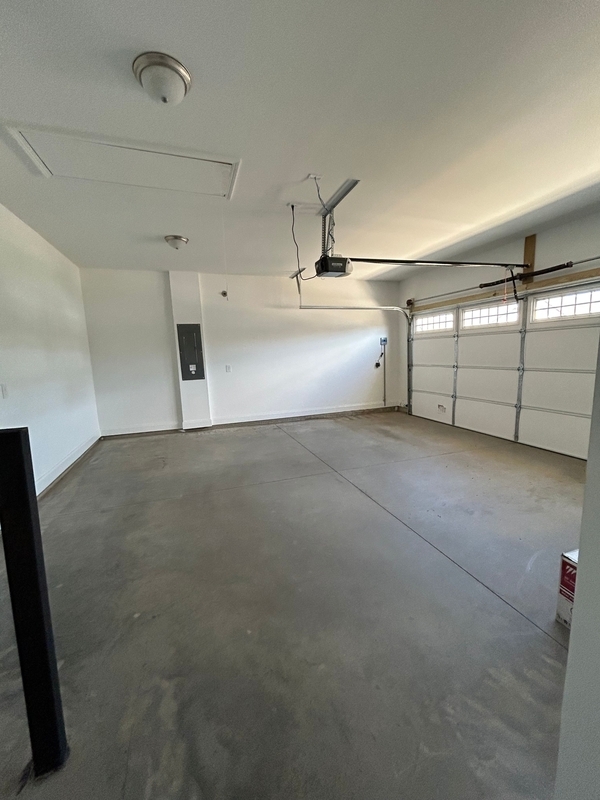 Building Photo - 241 Abelia Mdws Dr