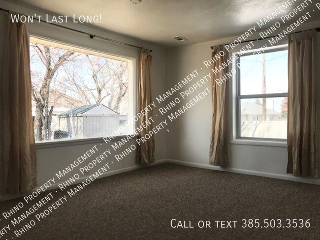 Building Photo - 2 Bedroom/1 Bathroom Home in Tooele