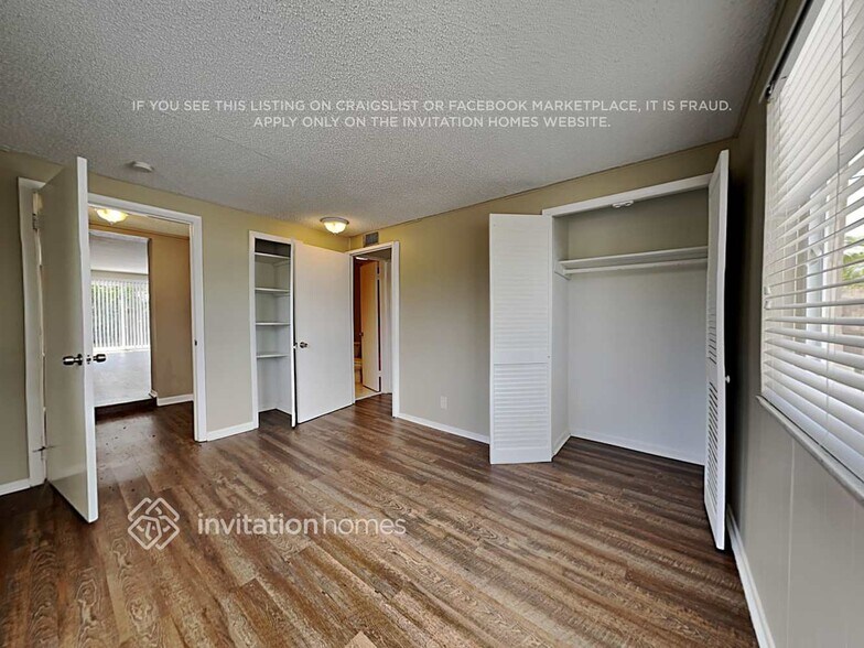 Building Photo - 1284 NW 5th St