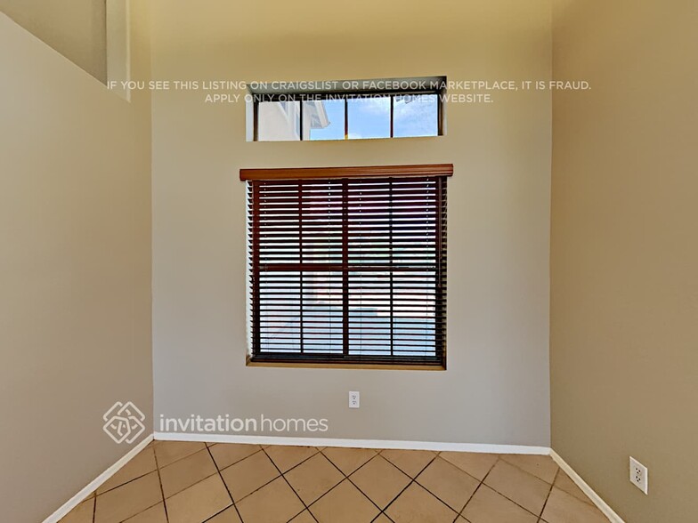 Building Photo - 15288 W Tasha Dr