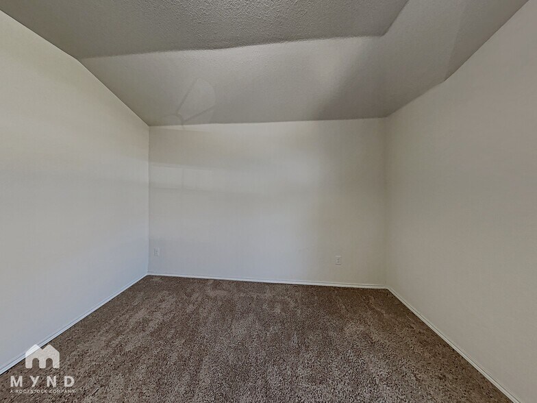 Building Photo - 2436 Dolostone Dr