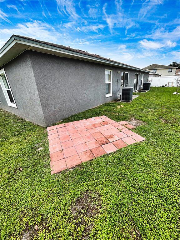 Building Photo - 516 Albatross Dr