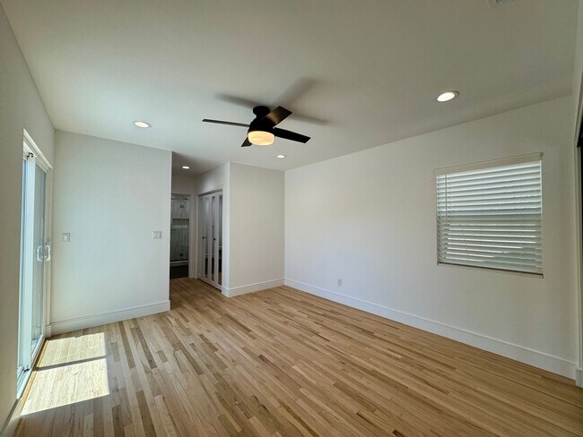 Building Photo - Turnkey Home