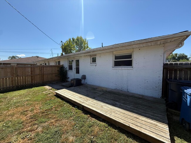 Building Photo - 480 Diven Ln