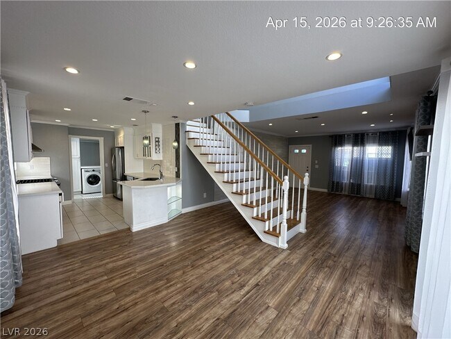 Building Photo - 8848 Hampton Green Ave