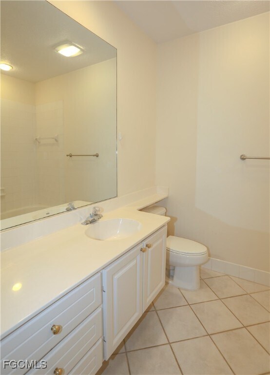 Building Photo - 5823 Cove Cir