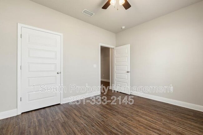 Building Photo - 9376 Swan Point Rd