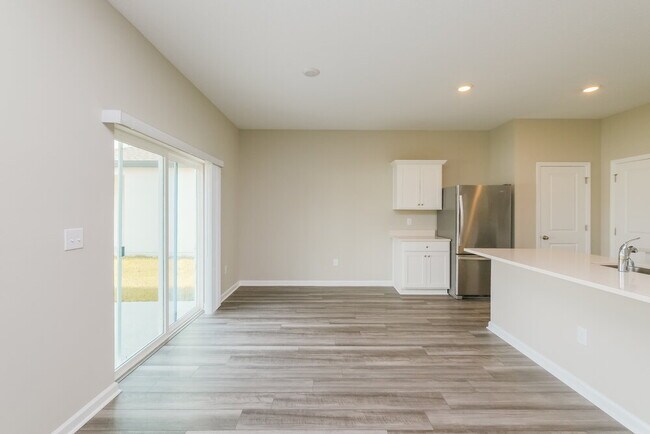 Building Photo - 835 Kings Pine Ct