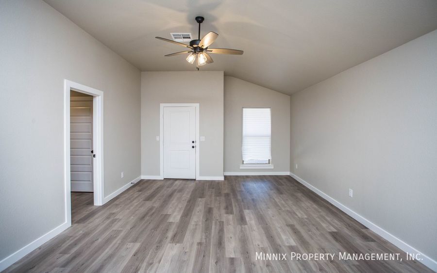 Building Photo - 13212 Ave. S