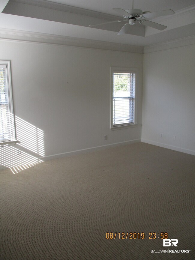 Building Photo - 9153 Parliament Cir
