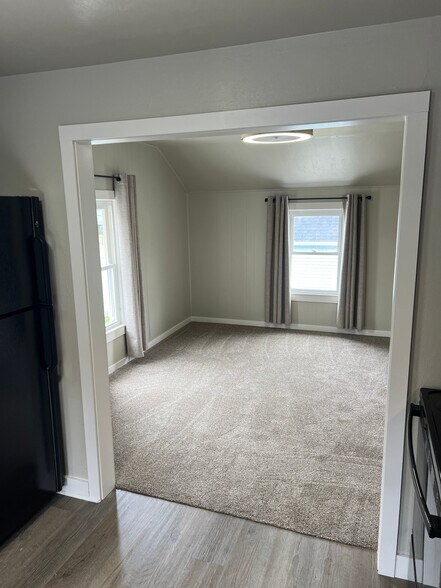 Building Photo - 1206 Pershing St