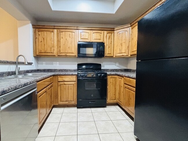 Building Photo - 4518 Cave Run Ln