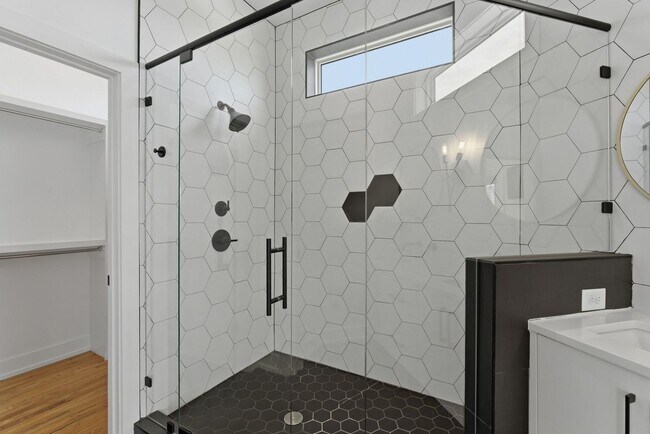 Building Photo - Beautiful 3-BR Property with Rooftop Deck!