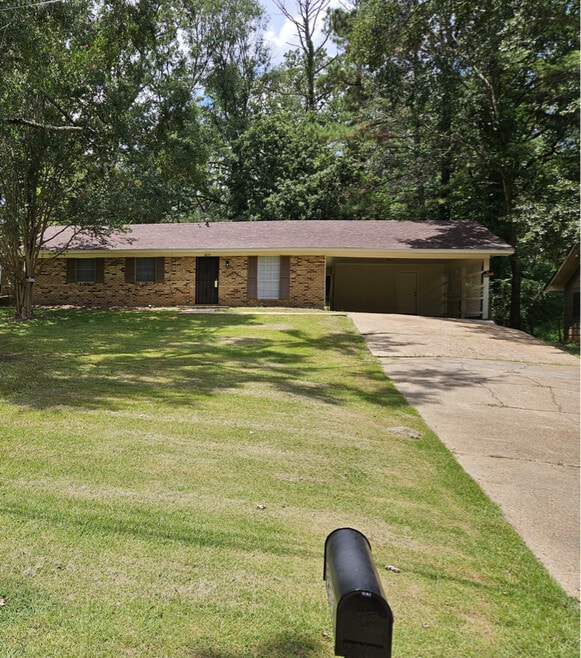 Building Photo - 2835 Glenderry St