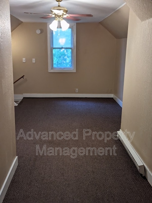 Building Photo - 3941 N 24th Pl