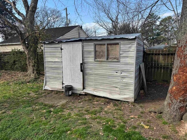 Building Photo - 4071 Grey Rd