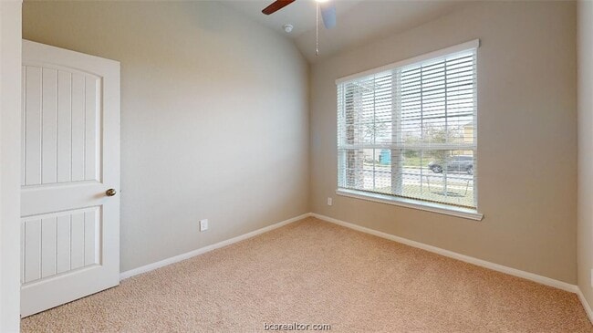 Building Photo - 5789 Cerrillos Dr