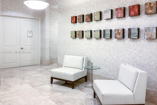 Building Photo - 1945 S Ocean Dr